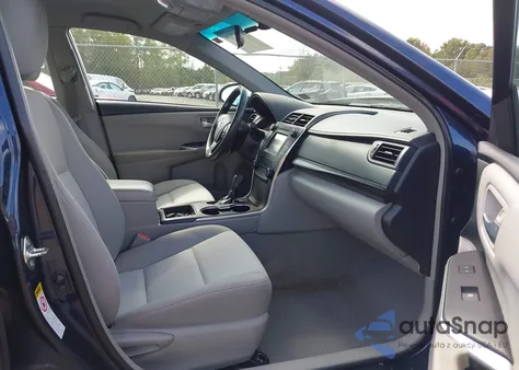 2015 Toyota Camry Le z USA, uszkodzony, nr VIN 4T4BF1FK7FR508944